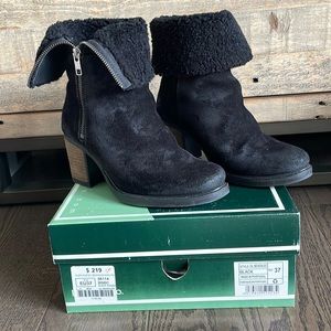 Waterproof shearling lined suede ankle boots. Style “Beverlee” from Overland.